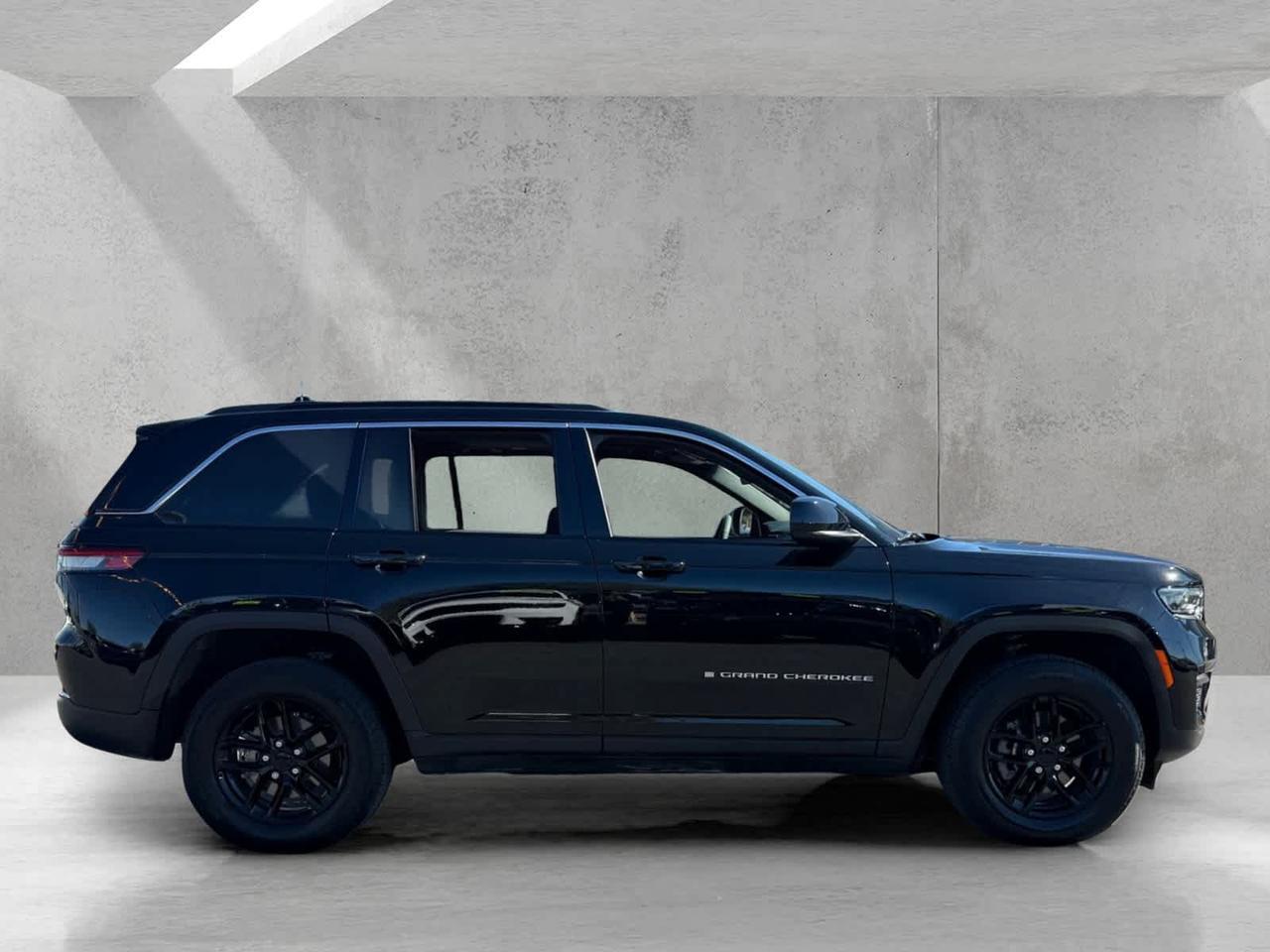 2025 Jeep Grand Cherokee Laredo X Irving TX