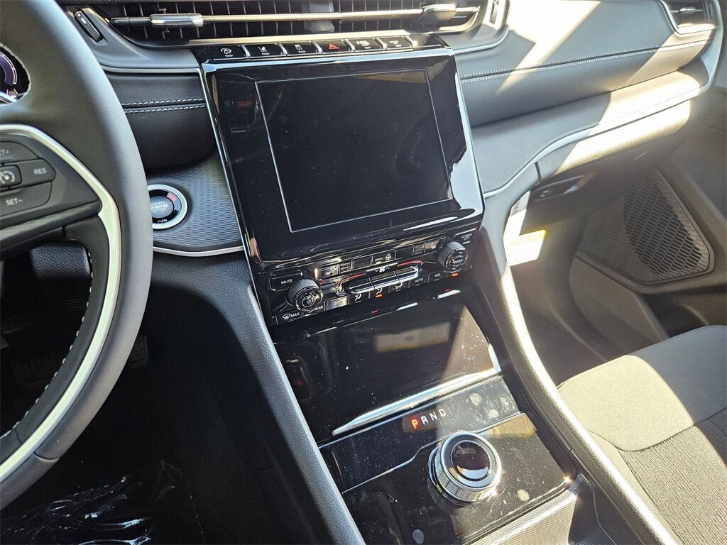 2025 Jeep Grand Cherokee Laredo X Gresham OR