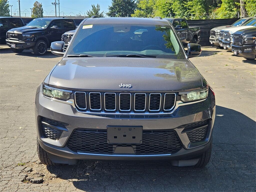 2025 Jeep Grand Cherokee Laredo X Gresham OR