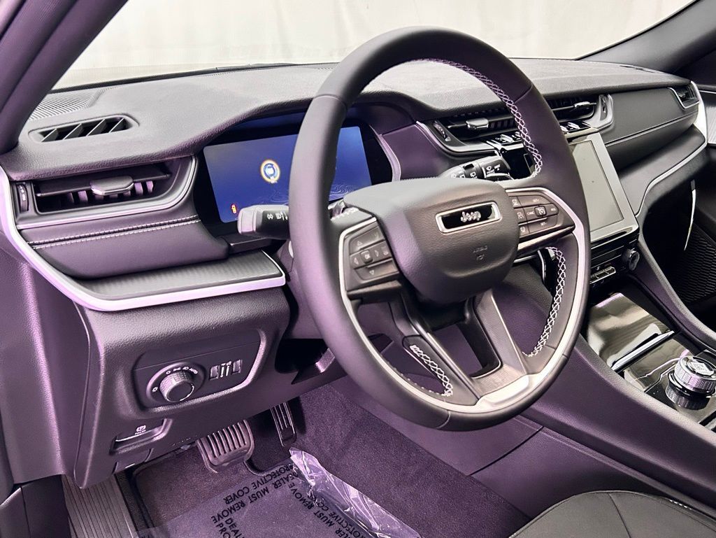 2025 Jeep Grand Cherokee Laredo X Portland OR