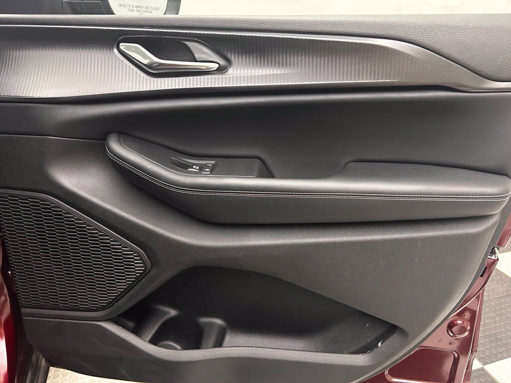 2025 Jeep Grand Cherokee Laredo X Portland OR