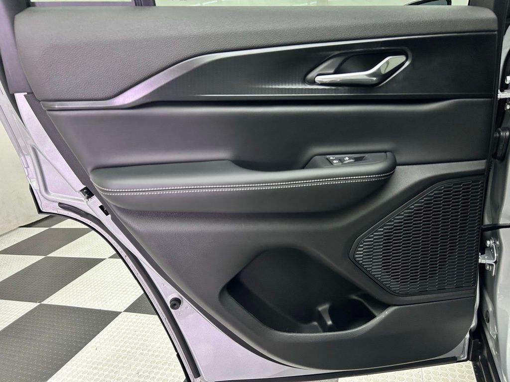 2025 Jeep Grand Cherokee Laredo X Portland OR