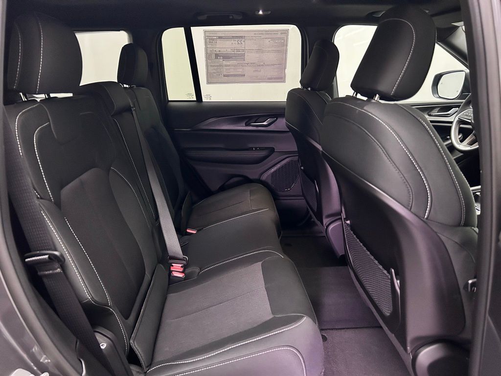 2025 Jeep Grand Cherokee Laredo X Portland OR