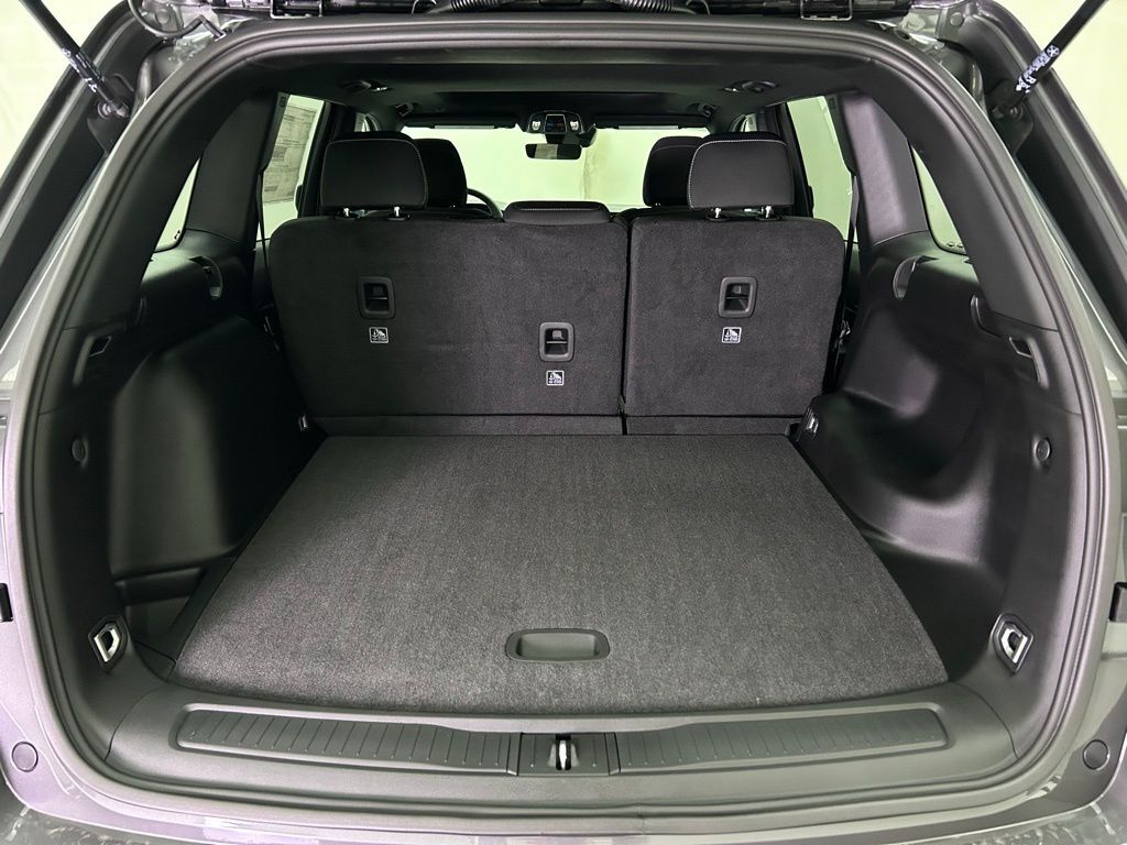 2025 Jeep Grand Cherokee Laredo X Portland OR