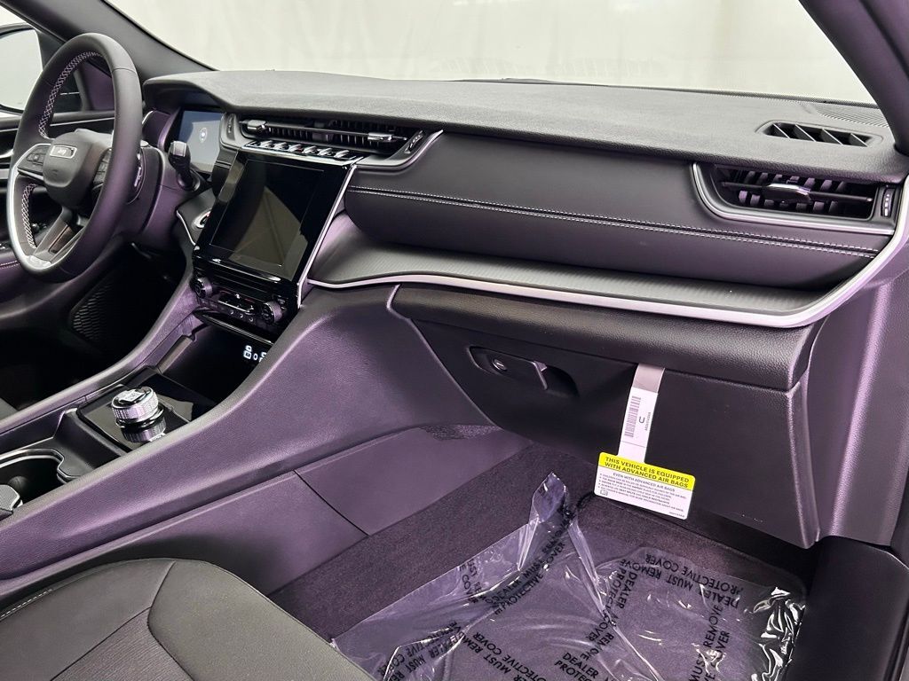 2025 Jeep Grand Cherokee Laredo X Portland OR