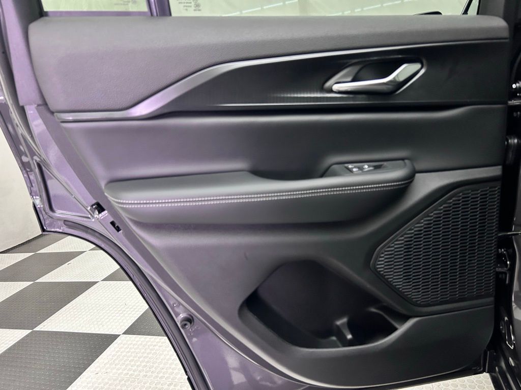 2025 Jeep Grand Cherokee Laredo X Portland OR