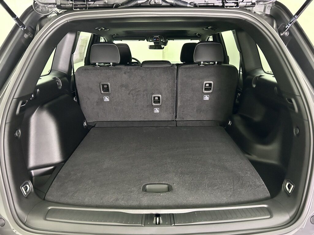 2025 Jeep Grand Cherokee Laredo X Portland OR