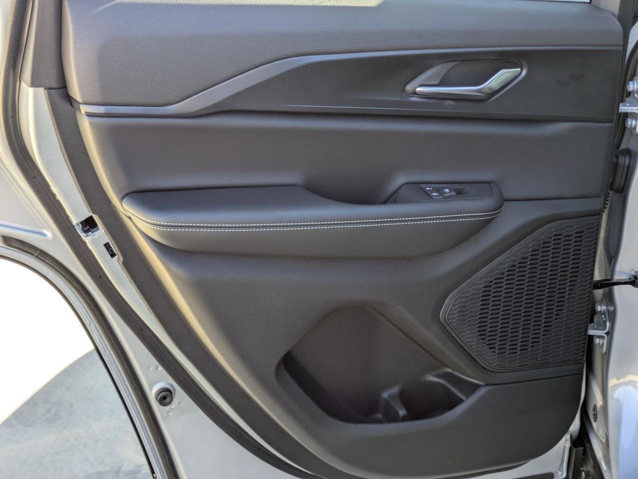 2025 Jeep Grand Cherokee Laredo X Castroville TX