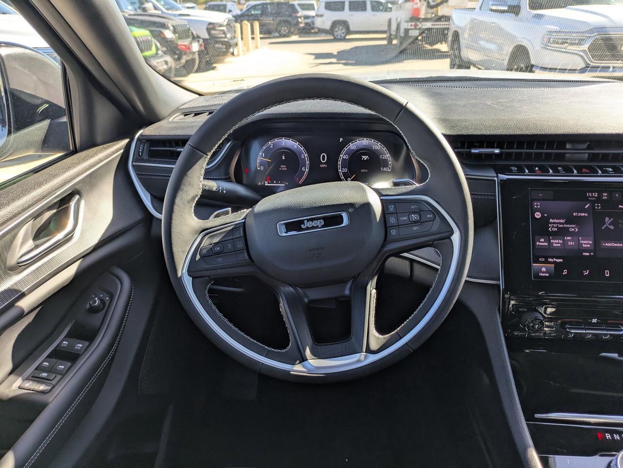 2025 Jeep Grand Cherokee Laredo X Castroville TX