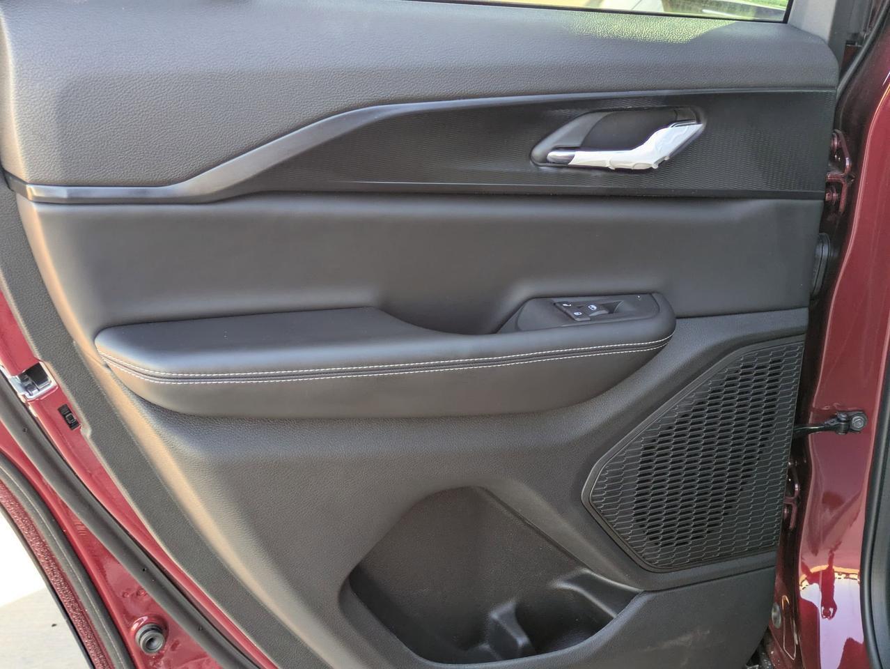 2025 Jeep Grand Cherokee Laredo X Castroville TX