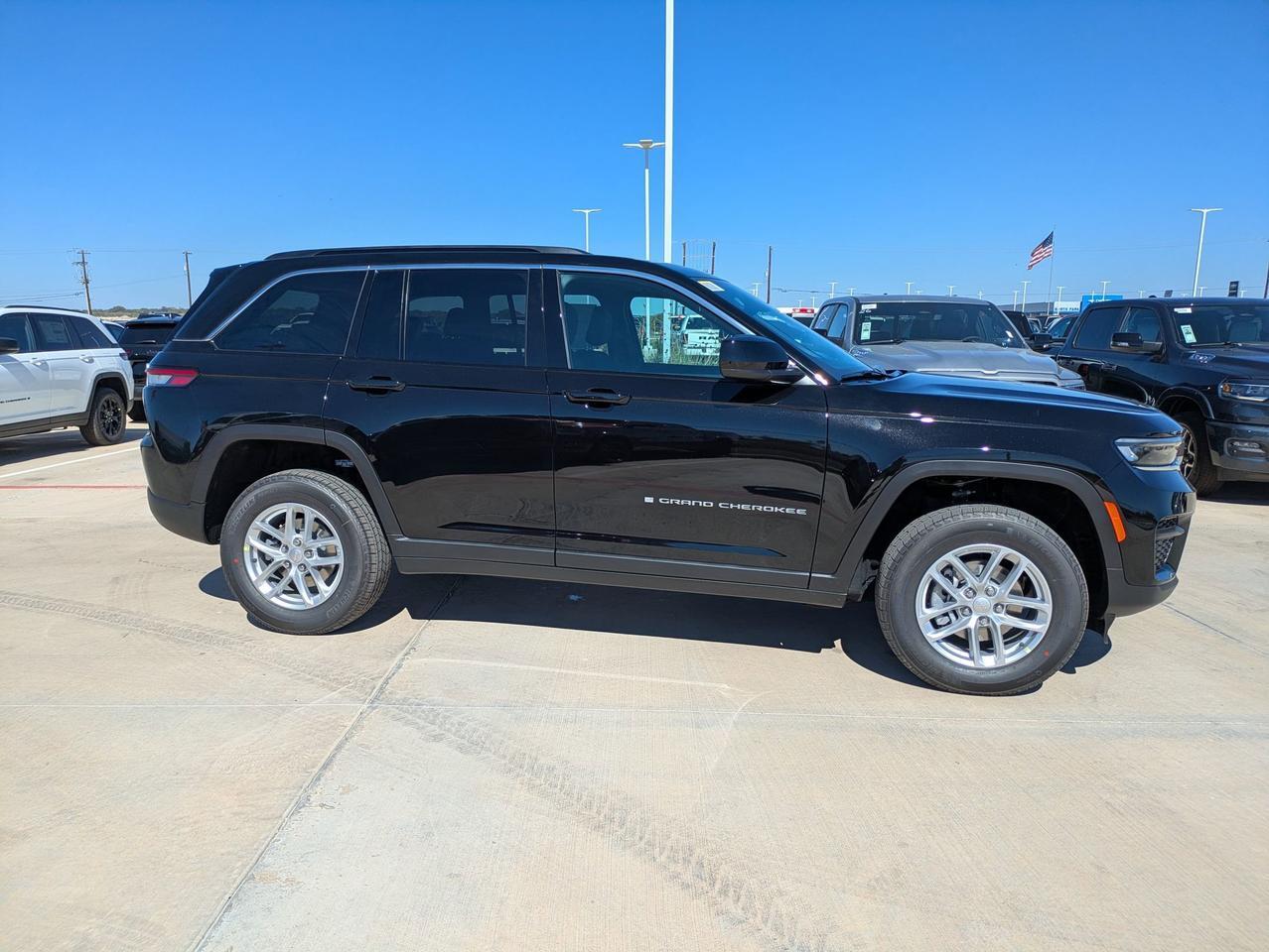 2025 Jeep Grand Cherokee Laredo X