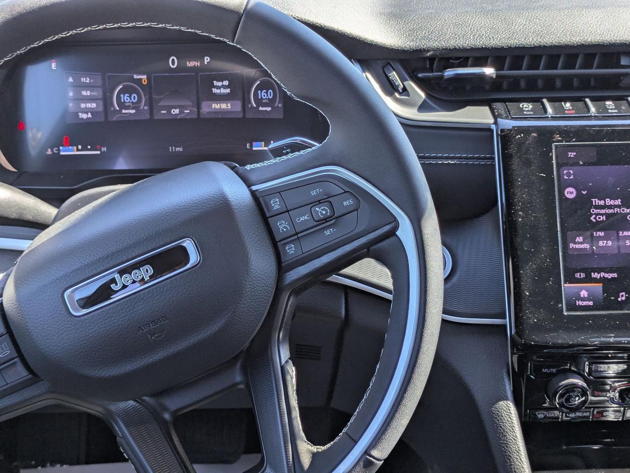 2025 Jeep Grand Cherokee Laredo X Castroville TX