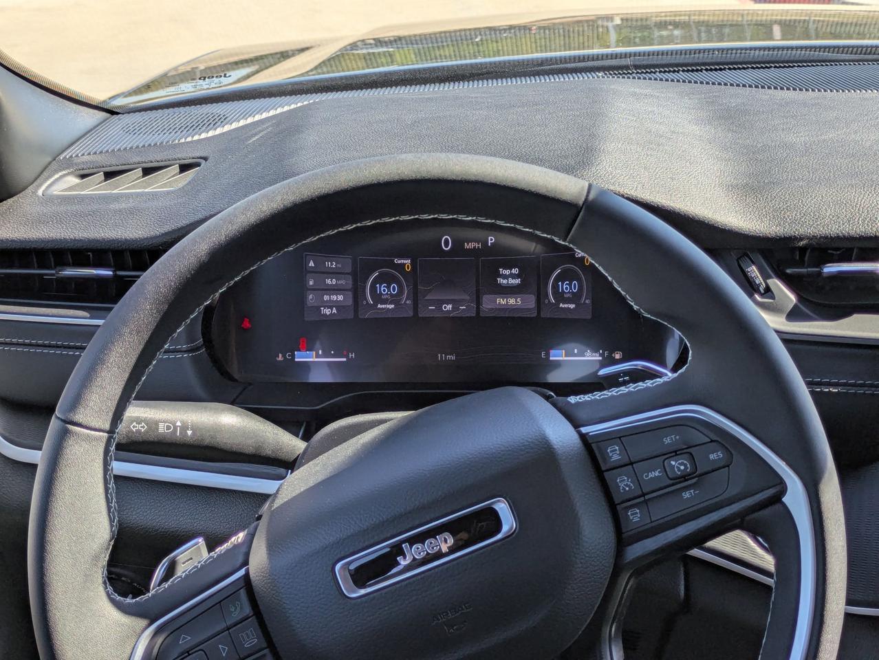 2025 Jeep Grand Cherokee Laredo X Castroville TX