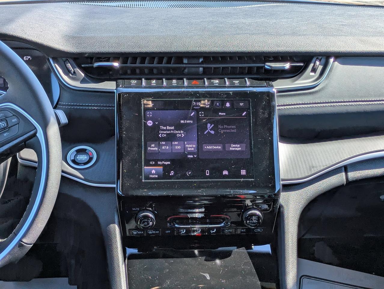 2025 Jeep Grand Cherokee Laredo X Castroville TX
