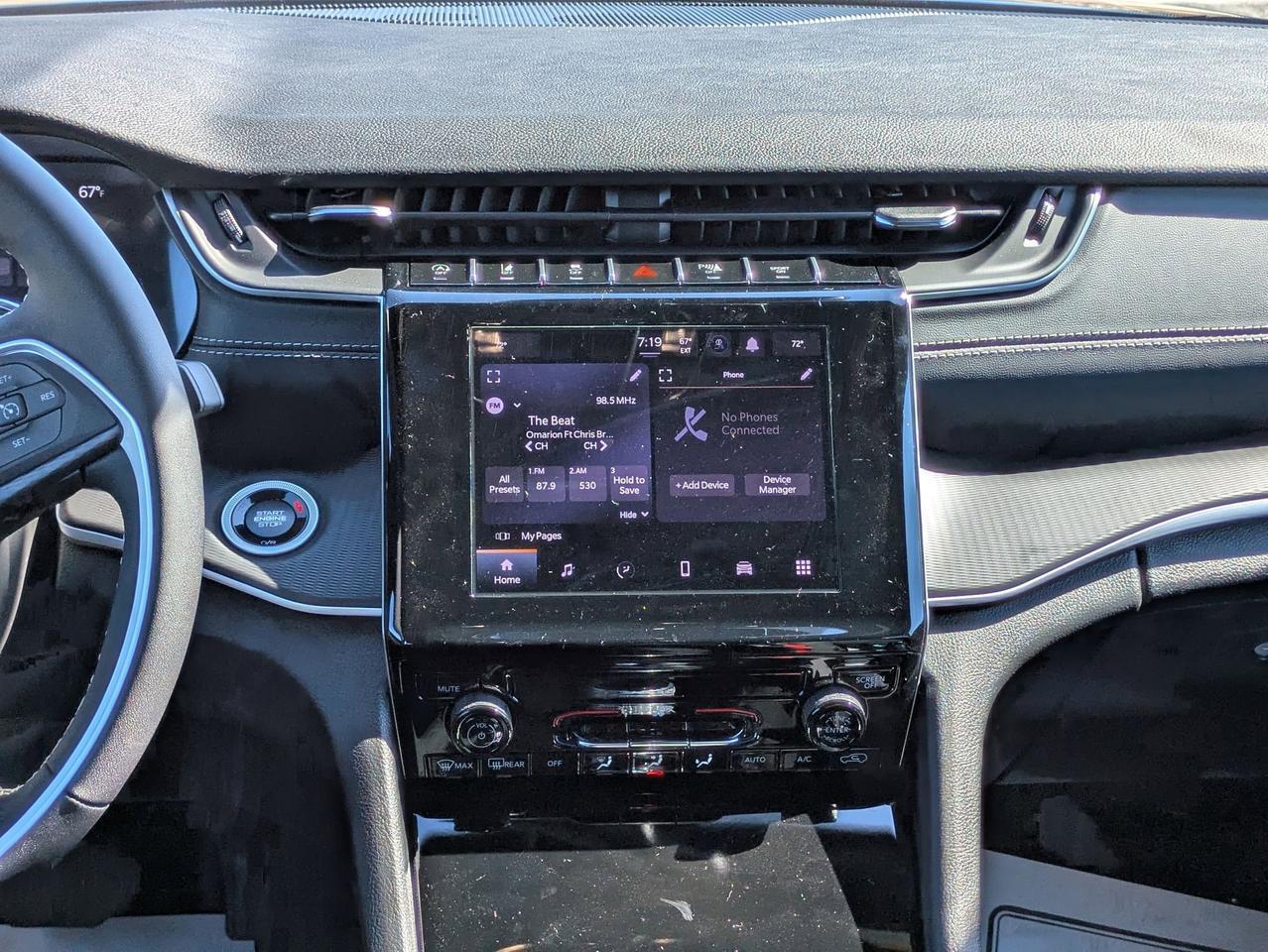 2025 Jeep Grand Cherokee Laredo X Castroville TX