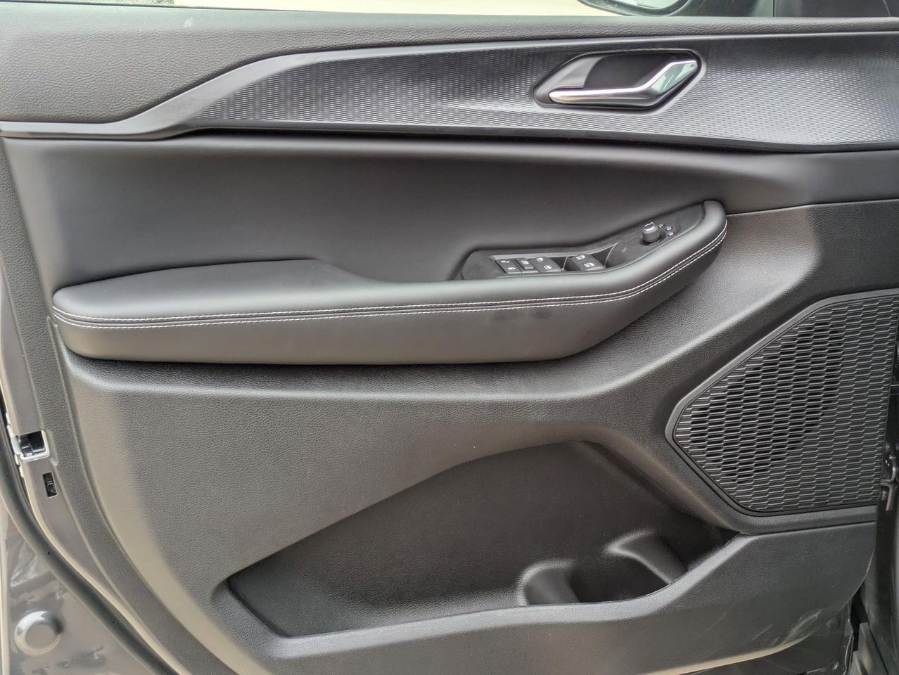 2025 Jeep Grand Cherokee Laredo X Castroville TX