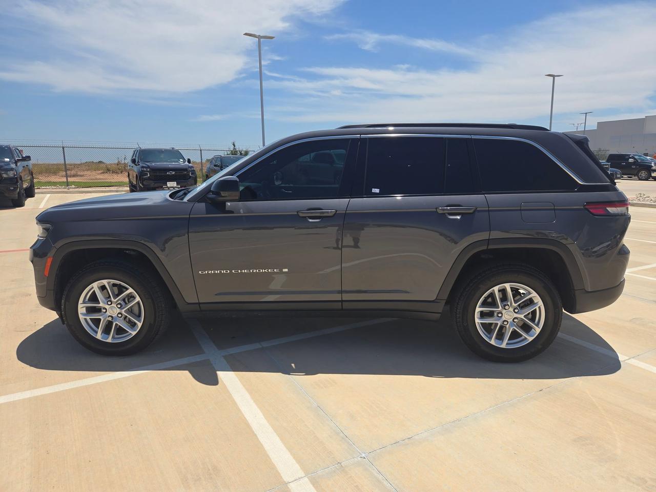 2025 Jeep Grand Cherokee Laredo X Castroville TX