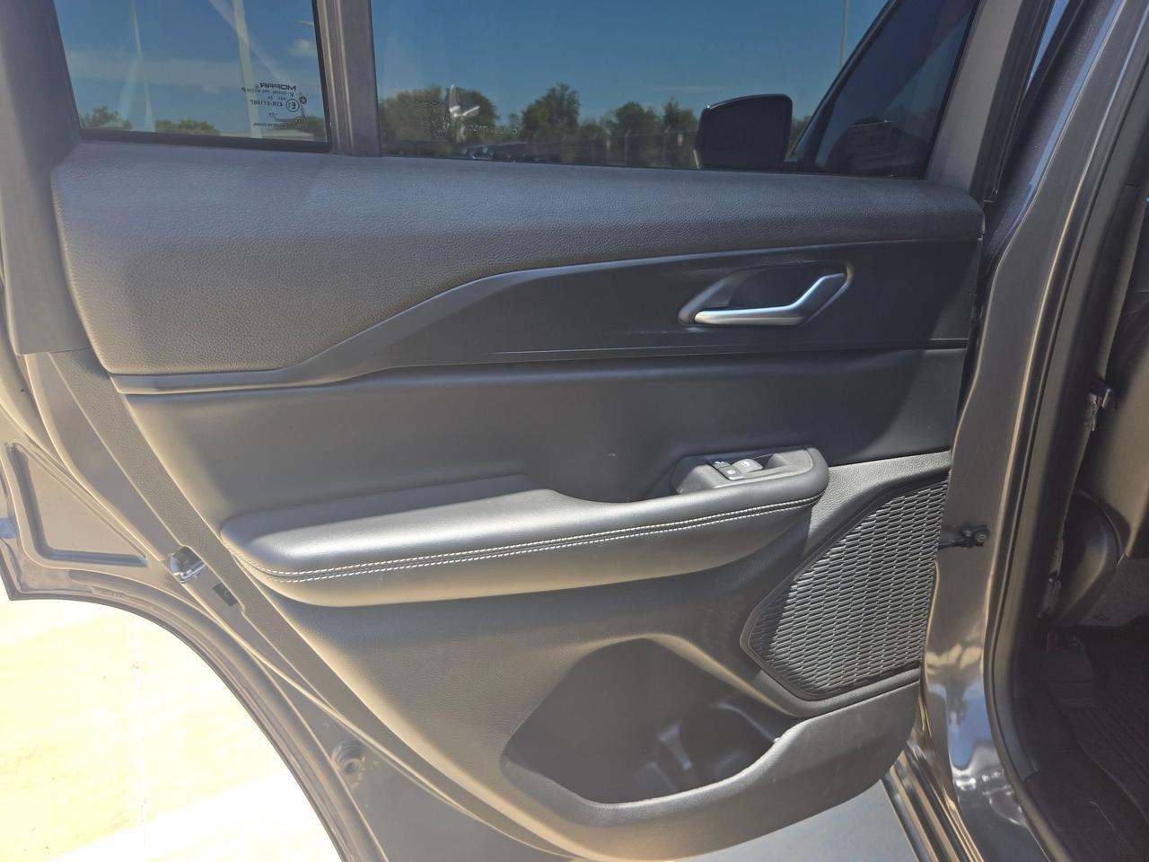 2025 Jeep Grand Cherokee Laredo X Castroville TX