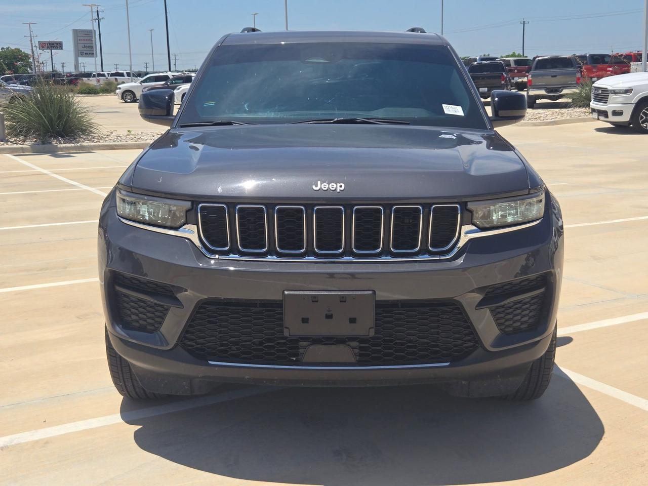 2025 Jeep Grand Cherokee Laredo X Castroville TX