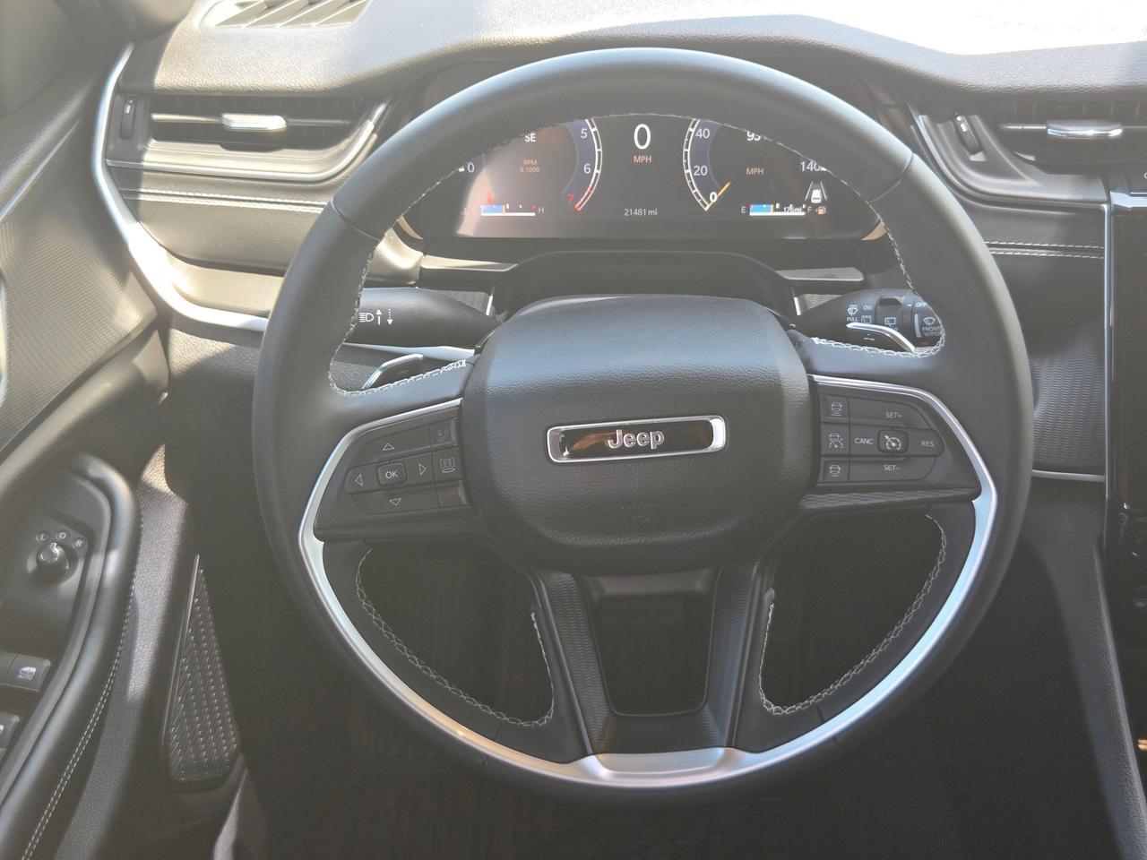 2025 Jeep Grand Cherokee Laredo X Castroville TX