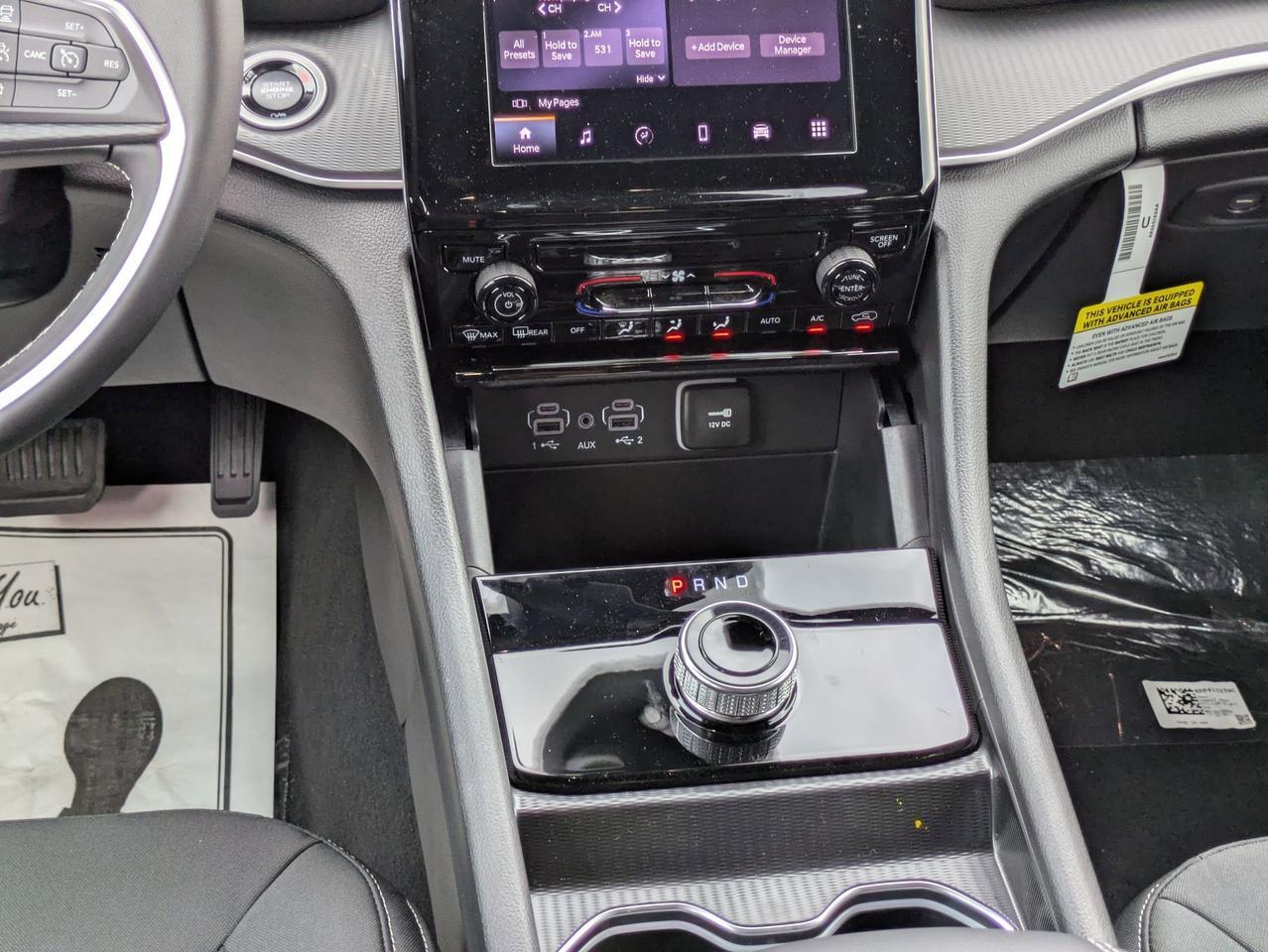 2025 Jeep Grand Cherokee Laredo X Castroville TX