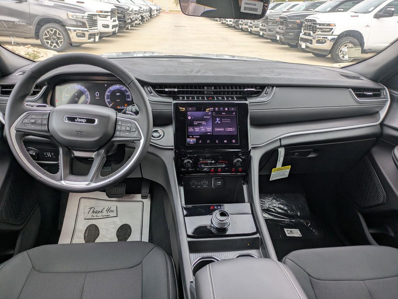 2025 Jeep Grand Cherokee Laredo X Castroville TX