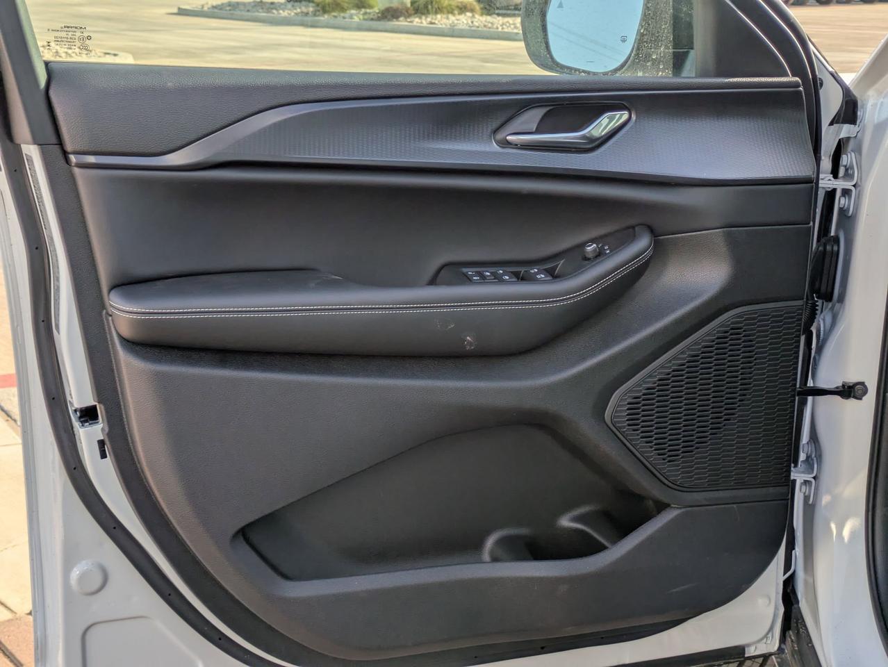 2025 Jeep Grand Cherokee Laredo X Castroville TX