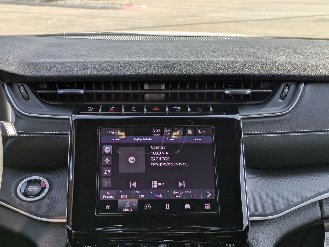 2025 Jeep Grand Cherokee Laredo X Castroville TX