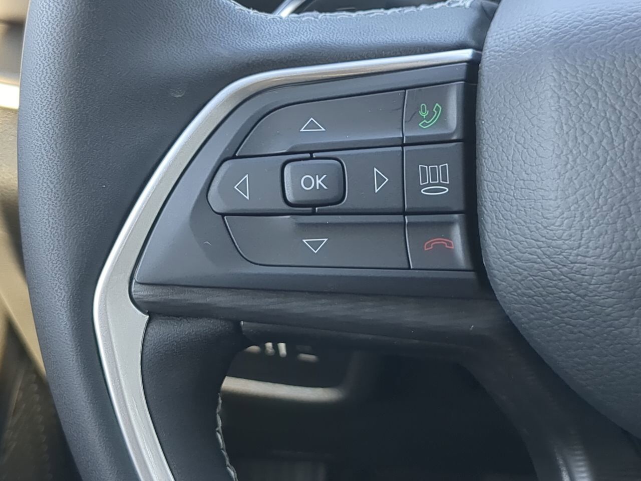 2025 Jeep Grand Cherokee Laredo X Winder GA