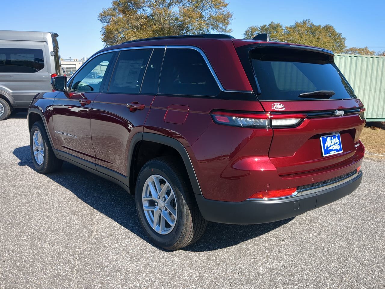 2025 Jeep Grand Cherokee Laredo X Winder GA