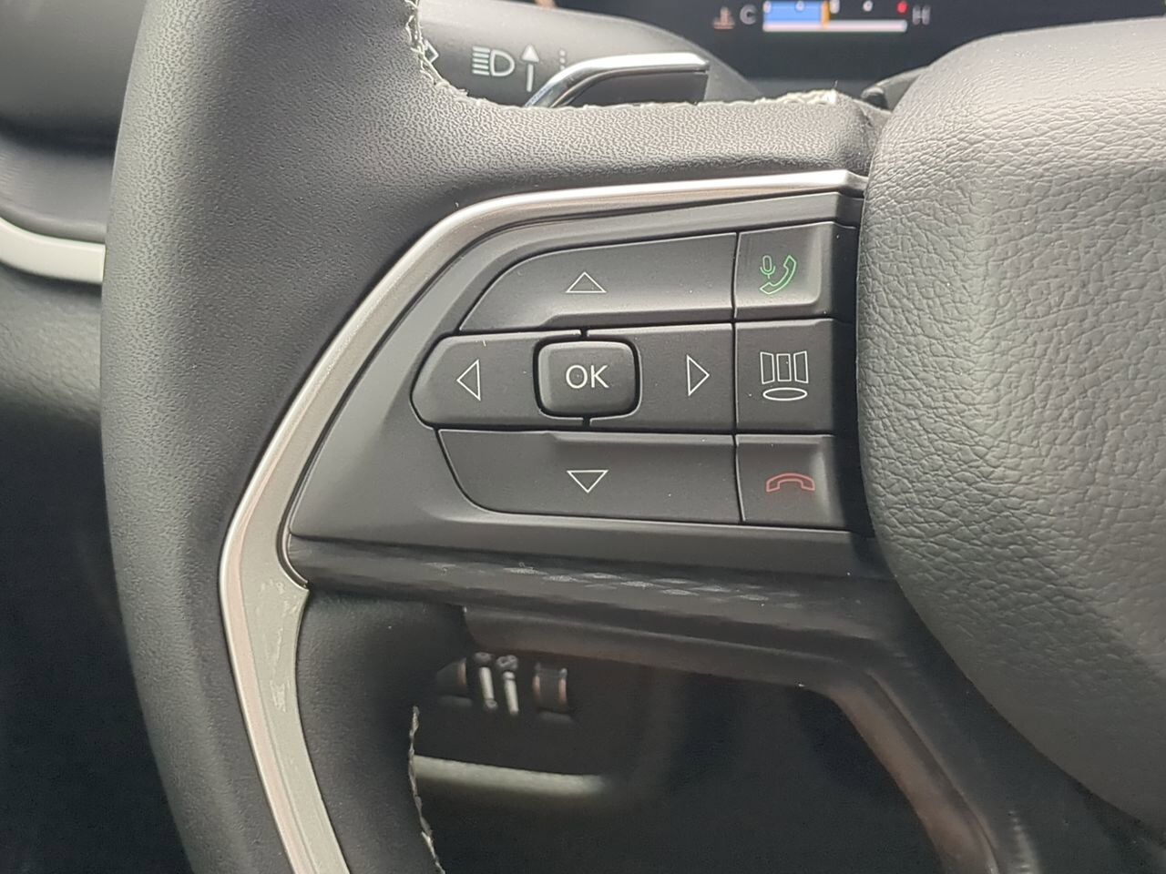 2025 Jeep Grand Cherokee Laredo X Winder GA