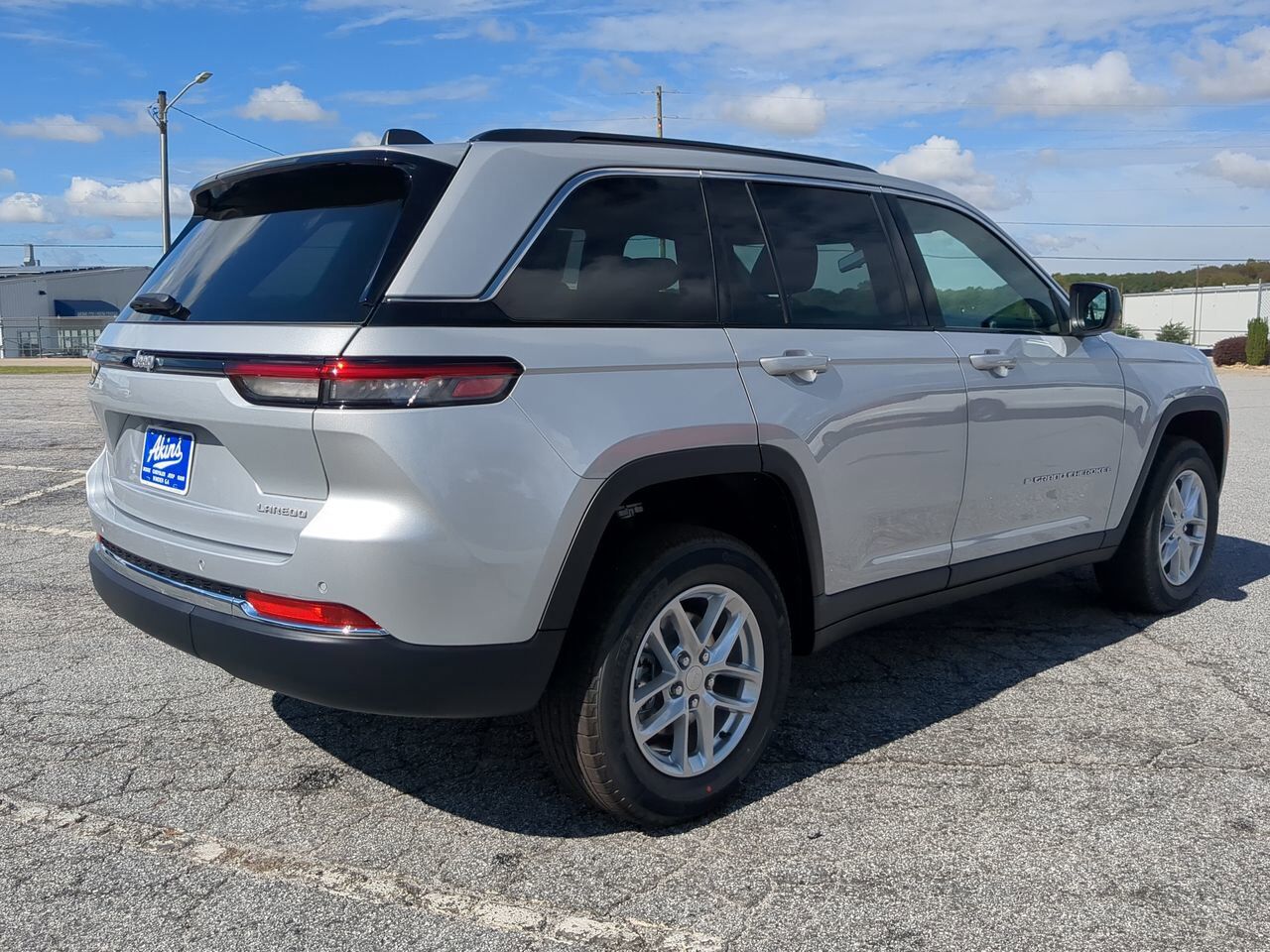 2025 Jeep Grand Cherokee Laredo X Winder GA