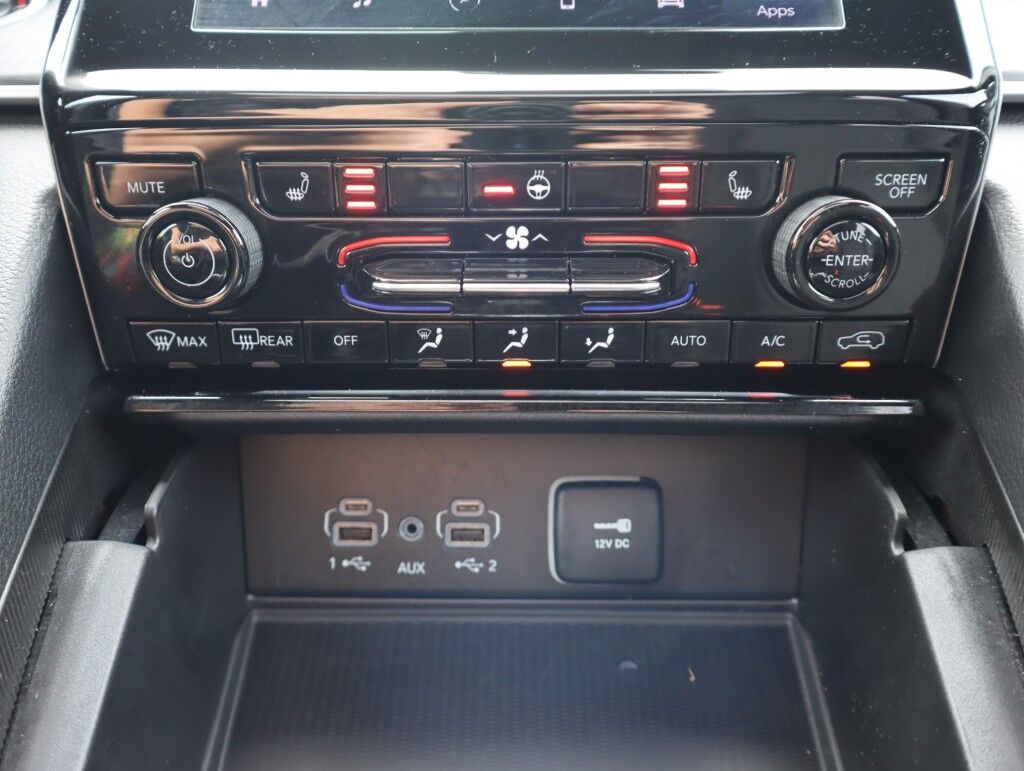 2025 Jeep Grand Cherokee Laredo X w/Sunroof/Luxury Tech Maumee OH