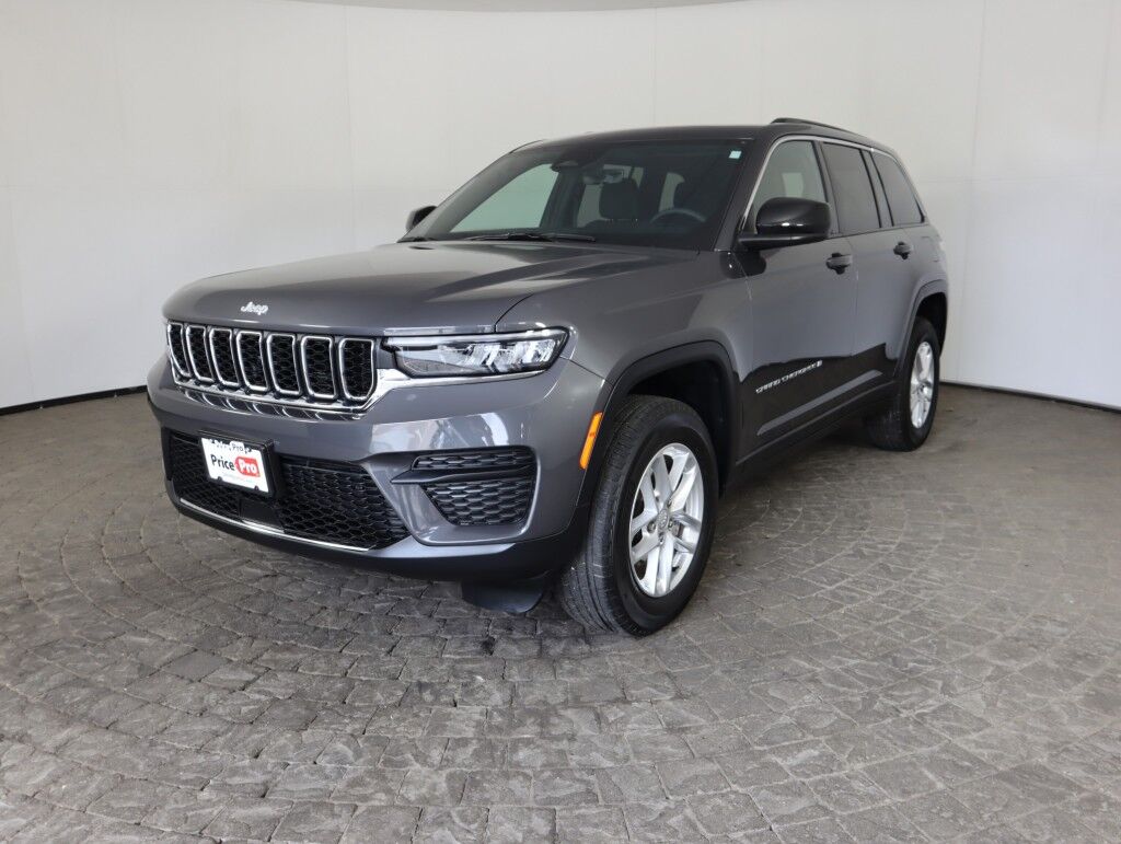2025 Jeep Grand Cherokee Laredo X w/Sunroof/Luxury Tech Maumee OH