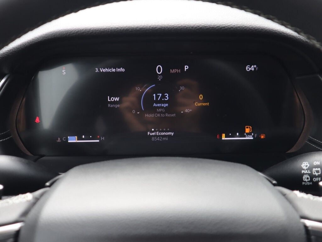 2025 Jeep Grand Cherokee Laredo X w/Sunroof/Luxury Tech Maumee OH