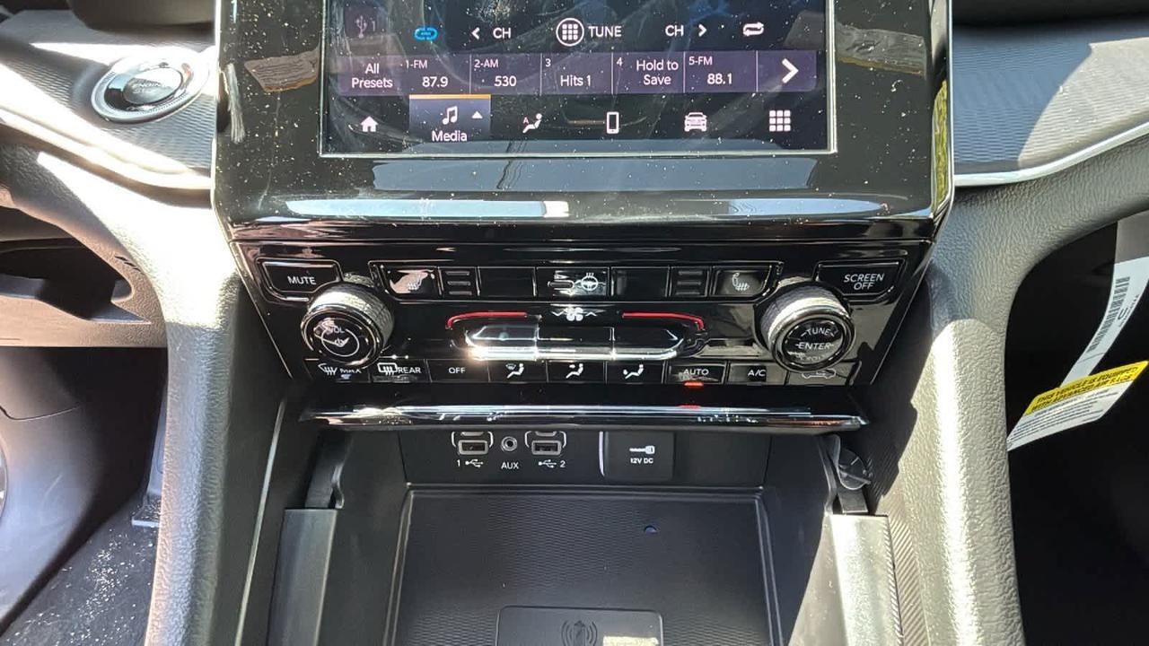 2025 Jeep Grand Cherokee Laredo X Hudson MA