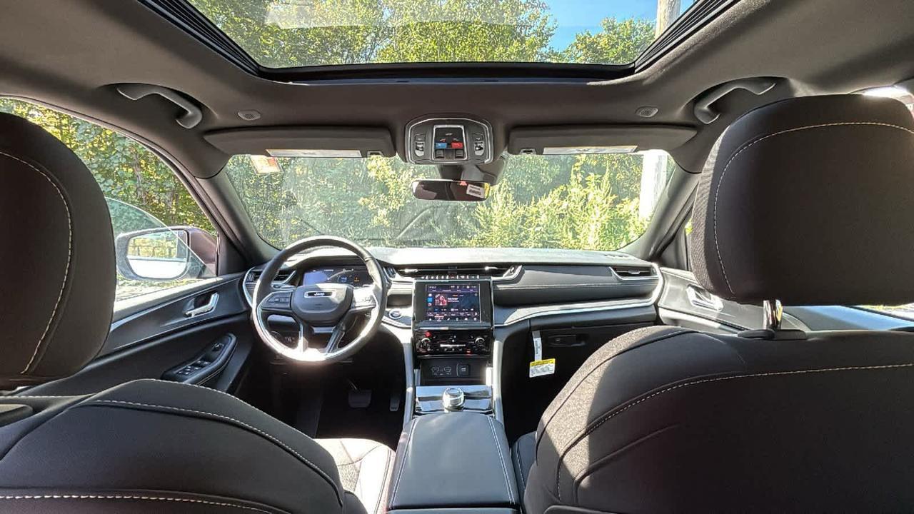 2025 Jeep Grand Cherokee Laredo X Hudson MA