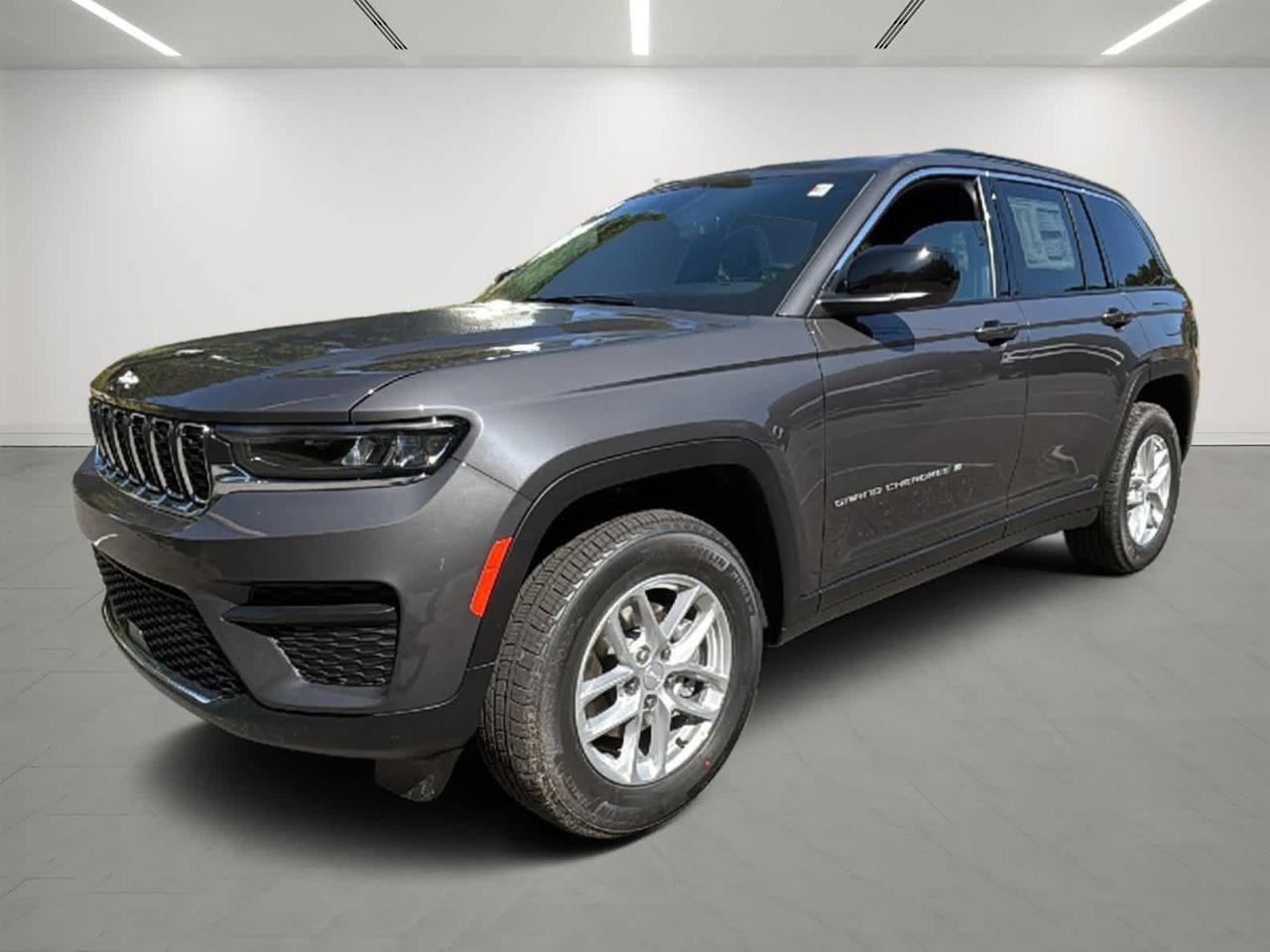 2025 Jeep Grand Cherokee Laredo X Hudson MA