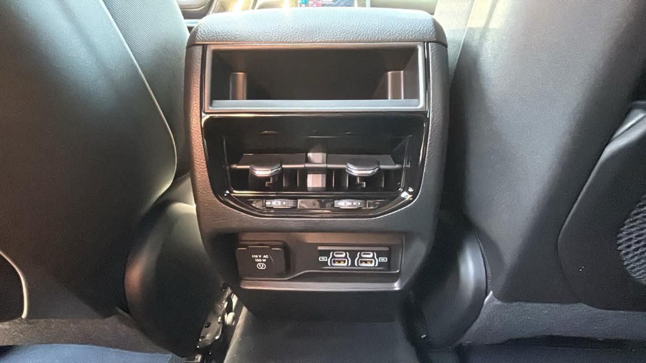 2025 Jeep Grand Cherokee Laredo X Hudson MA