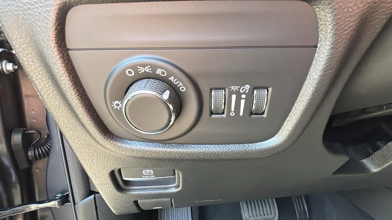 2025 Jeep Grand Cherokee Laredo X Hudson MA
