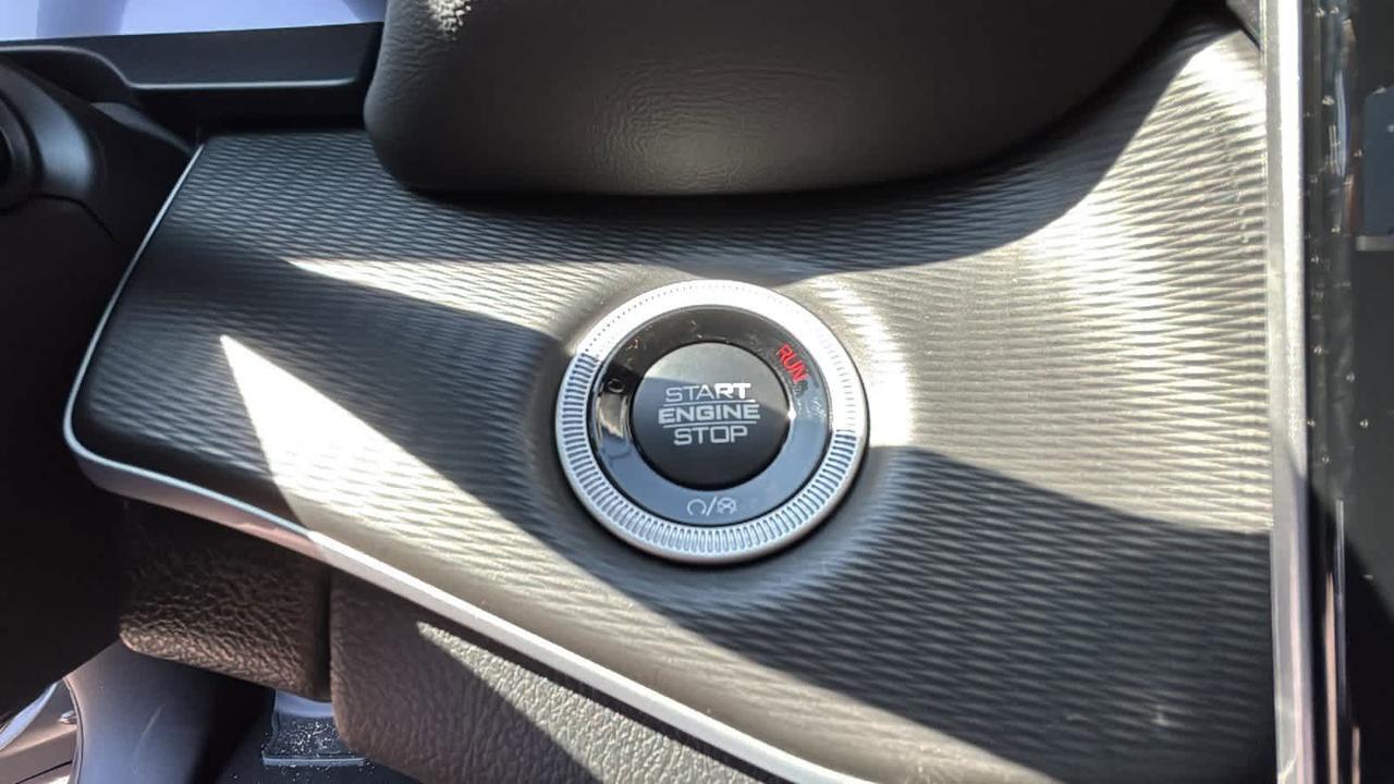 2025 Jeep Grand Cherokee Laredo X Hudson MA