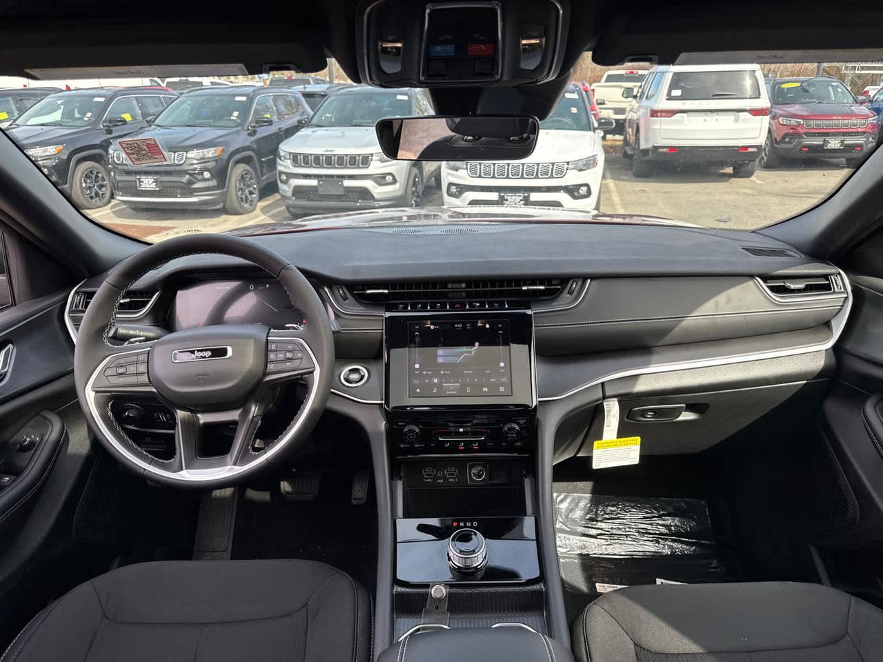 2025 Jeep Grand Cherokee Laredo X Dartmouth MA