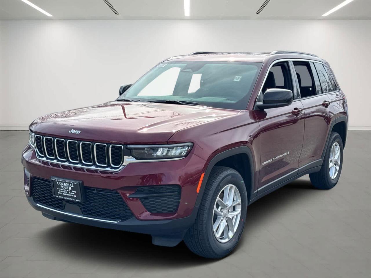 2025 Jeep Grand Cherokee Laredo X Dartmouth MA