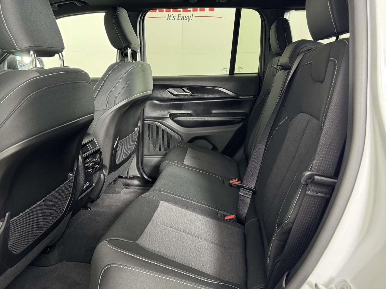 2025 Jeep Grand Cherokee Laredo X Fredericksburg VA