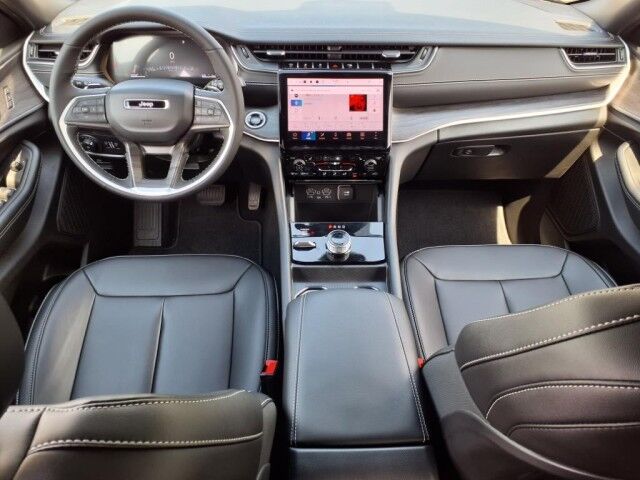 2025 Jeep Grand Cherokee Limited Burnet TX