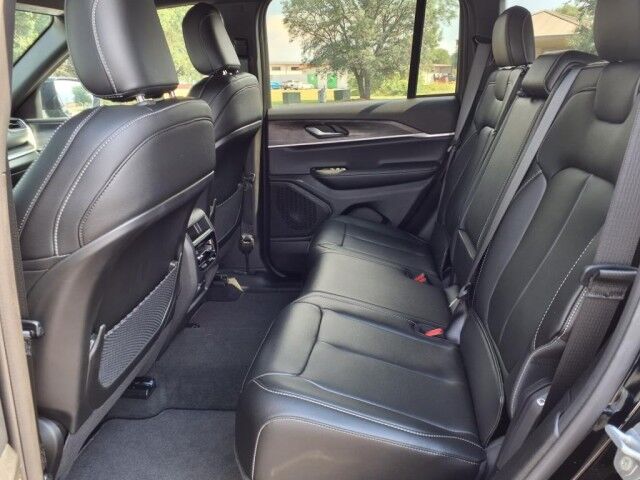 2025 Jeep Grand Cherokee Limited Burnet TX