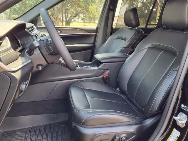 2025 Jeep Grand Cherokee Limited Burnet TX