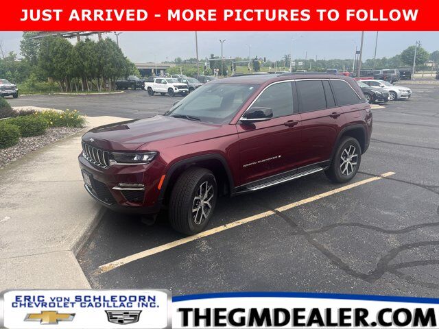 2025 Jeep Grand Cherokee Limited 4WD LuxuryTech2 TrailerTowPkgs w/Sunroof AdptvCrz Nav HtdCldMemLthr SurroundView RrCamMirror Milwaukee WI
