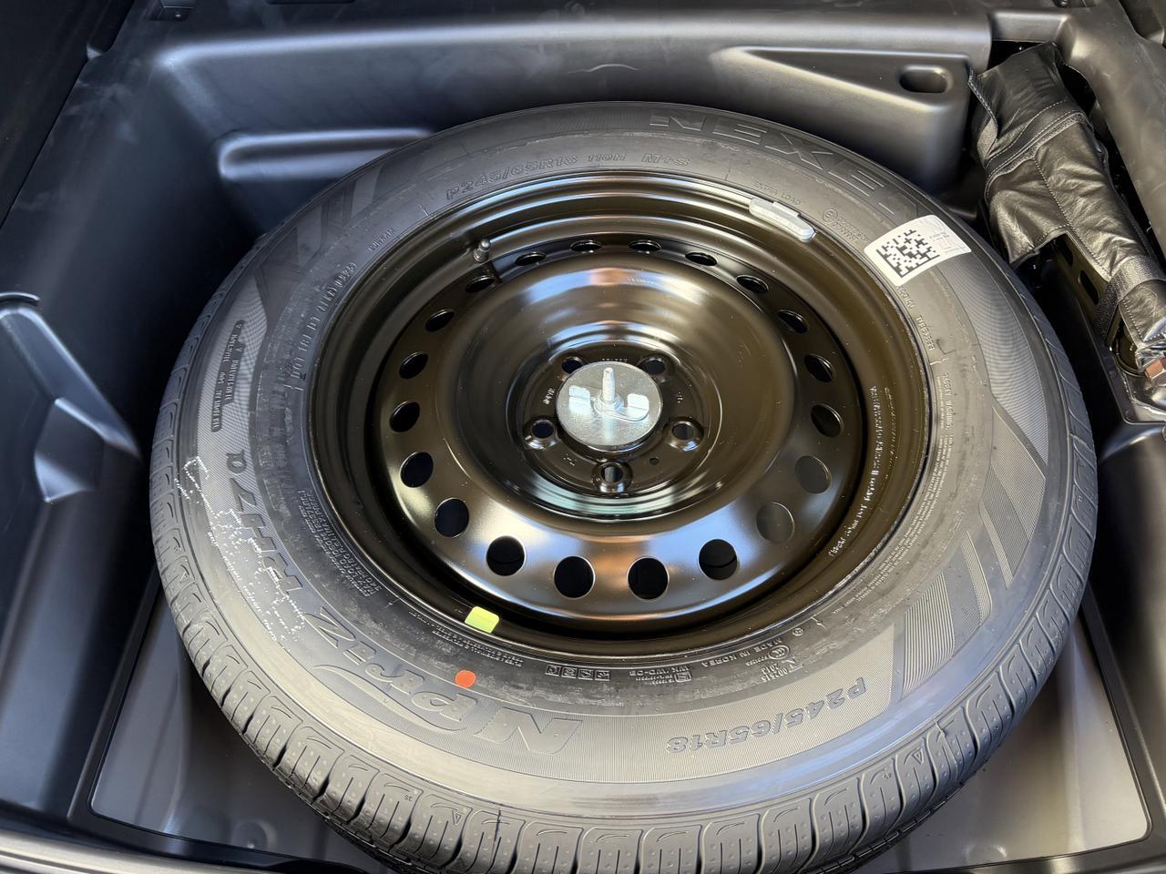 2025 Jeep Grand Cherokee Limited 4x4 | V6 | Capri Leatherette | Pano Sunroof | Towing | Heated Vented Seats Redwater AB