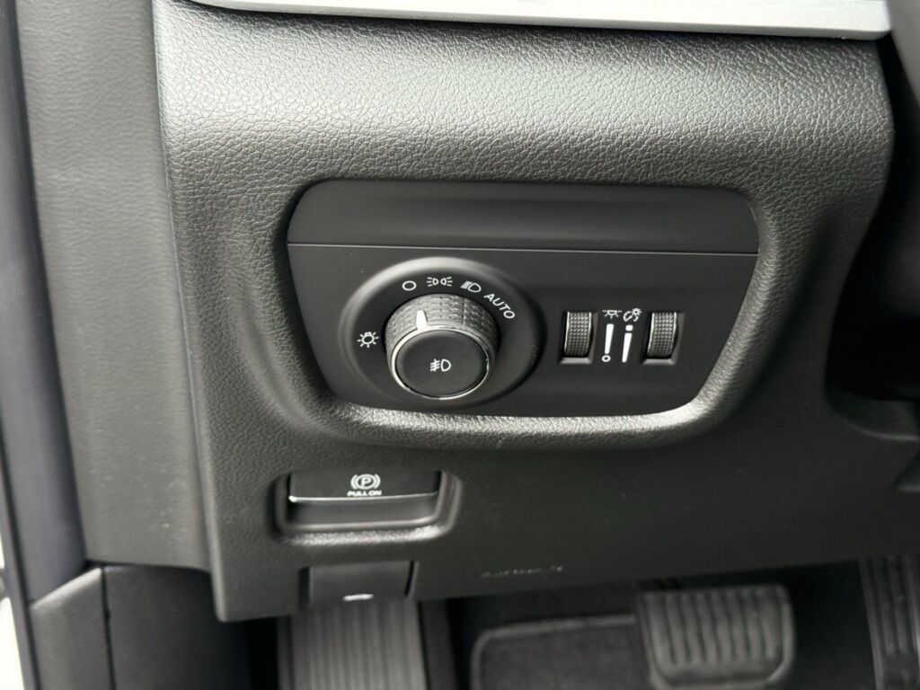 2025 Jeep Grand Cherokee Limited Crestwood KY